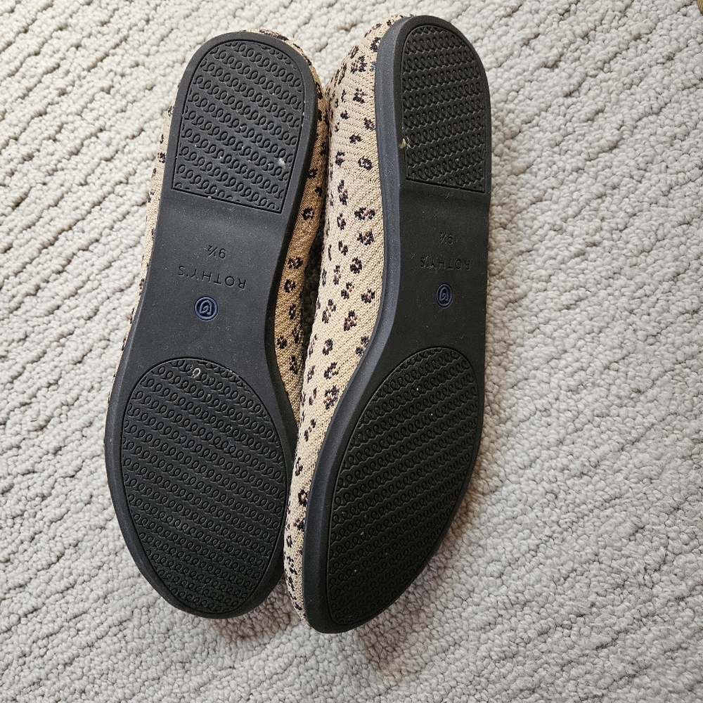 Rothys Flats - Leopard - 9.5 - Picture 2 of 3
